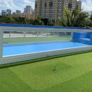 Conteneur d'expédition préfabriqué en usine de 40 pieds avec piscine et fenêtre en acrylique pour spa extérieur